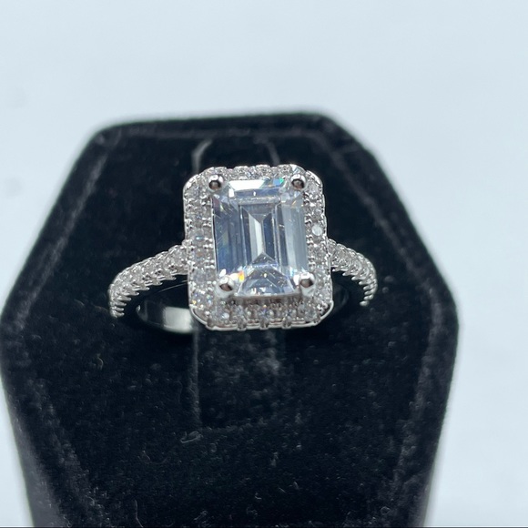 925 Sterling Silver Emerald Cut Diamond Ring 6 - Picture 8 of 12